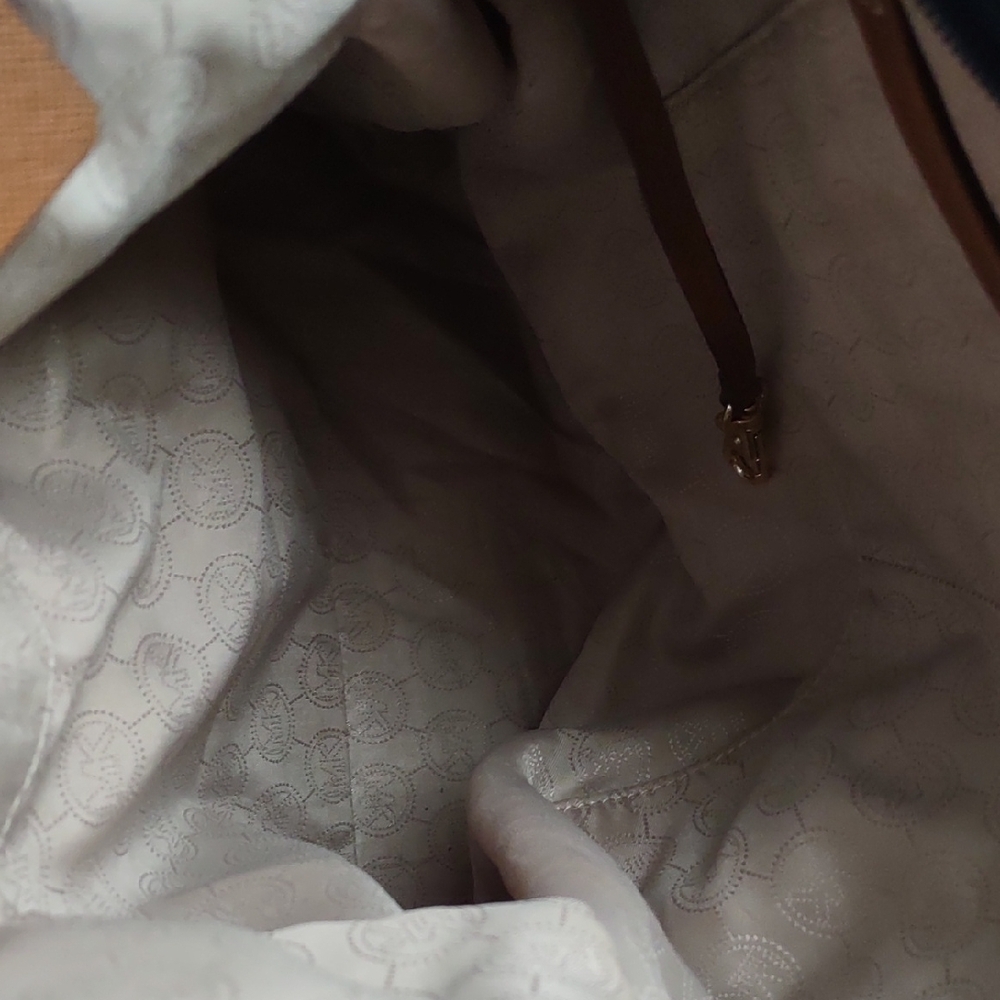 Michael Kors Dark Blue and Brown Tote - Picture 13 of 15